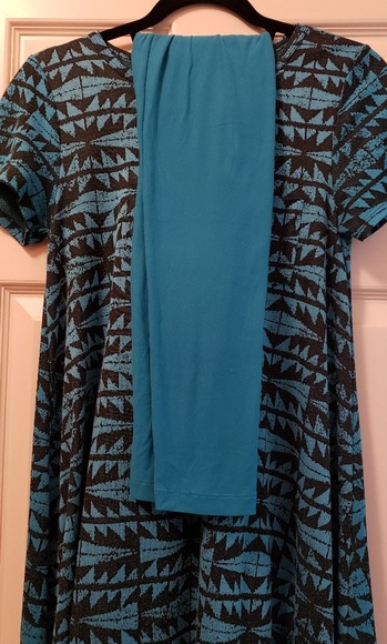 Xxs Lularoe Carly with matching leggings. - Picture 1 of 3